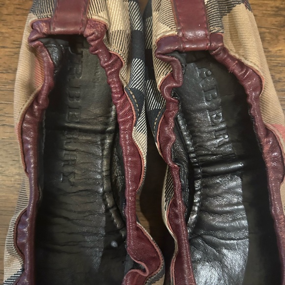 Burberry Ballet Flats Size 8.5 - Picture 3 of 4